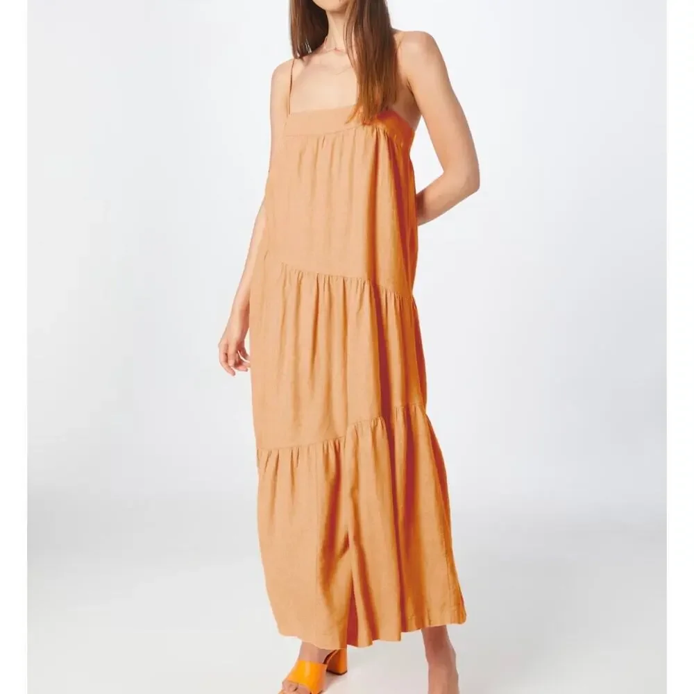 Abercrombie & Fitch light orange